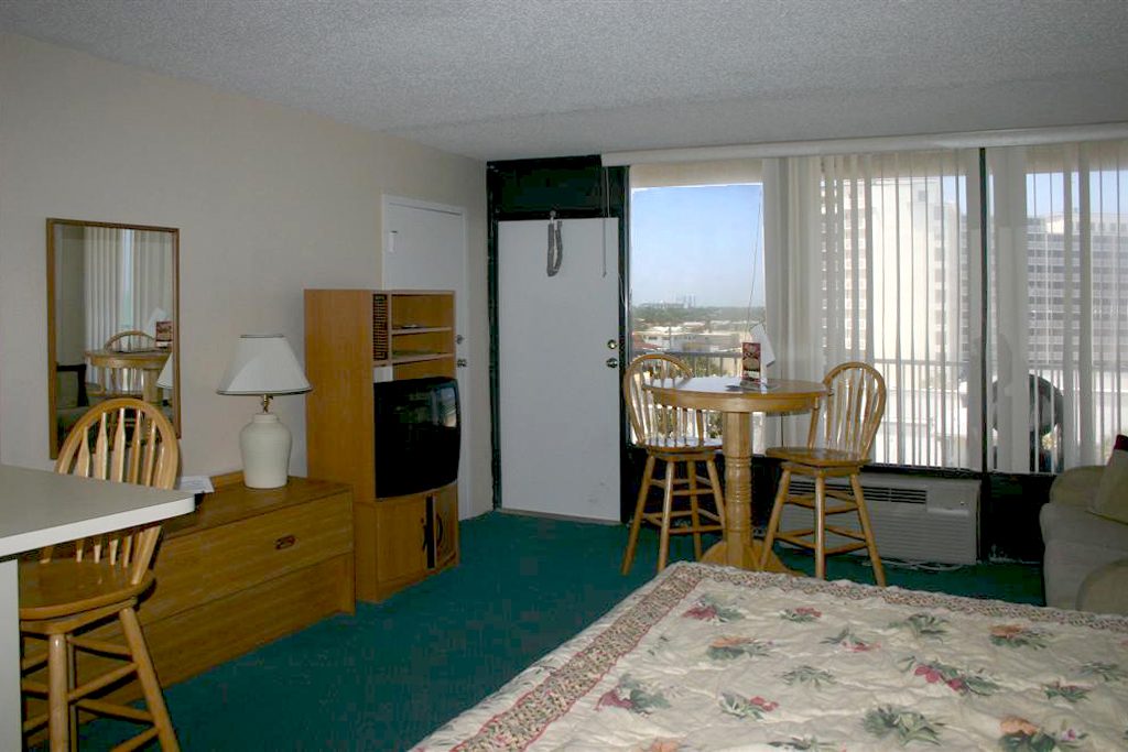 Daytona Condos Castaways Beach Resort Properties For In Castaways Beach Resort
